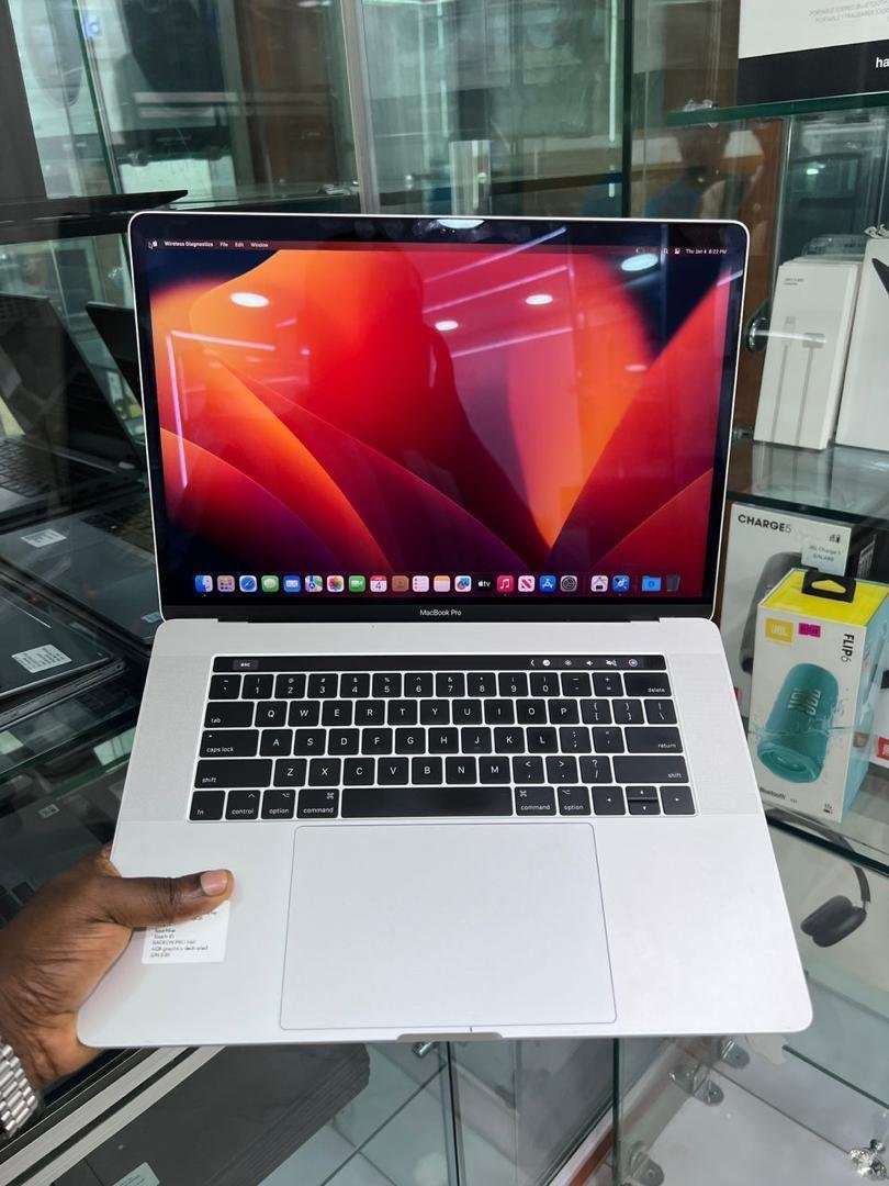 Laptops & Computers